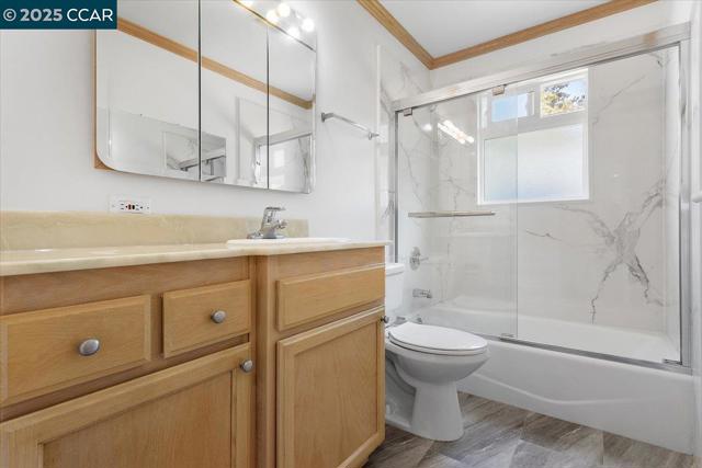 16080 Via Del Sol, San Lorenzo CA: https://media.crmls.org/mediaz/5e75a04c-15d7-4372-ab4f-5704df5e4b11.jpg
