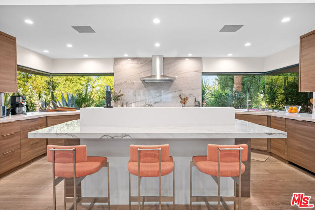 70461 Boothill Road, Rancho Mirage CA: https://media.crmls.org/mediaz/5e75f0bc-766a-4f25-b2b0-e222d866d7d2.jpg