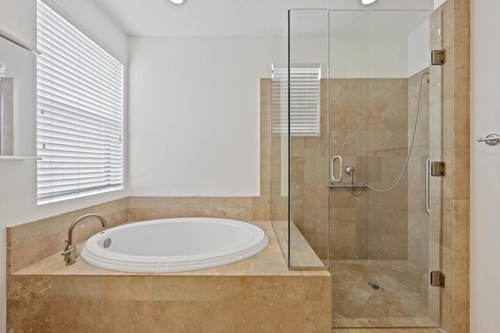 MLS #219139886DA image #17