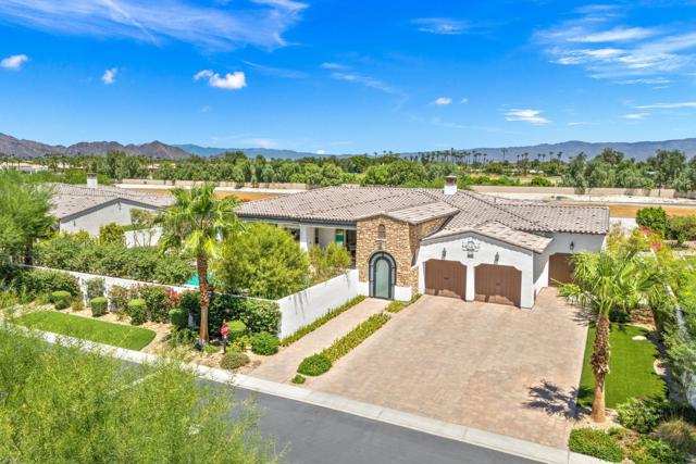 81350 Merv Griffin Way, La Quinta CA: https://media.crmls.org/mediaz/5e76de68-1ea1-47bd-96a3-330ca1092ec3.jpg