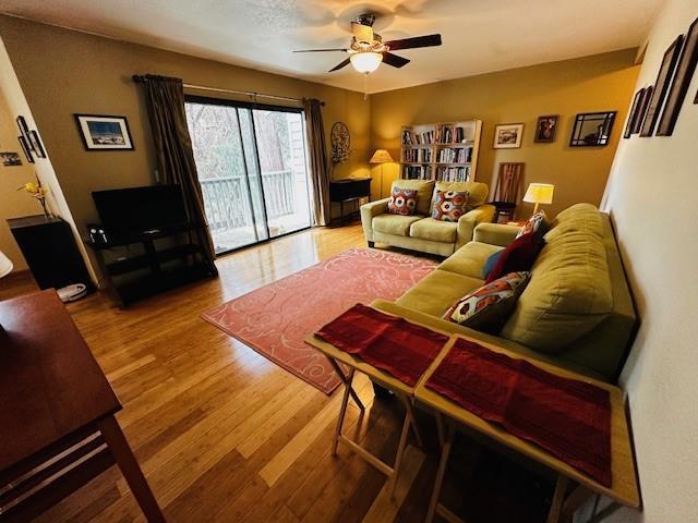 900 Cambridge Drive, Benicia CA: https://media.crmls.org/mediaz/5e77a1eb-ec85-4c4b-beac-777603d0eff2.jpg