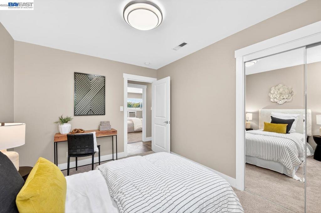 https://media.crmls.org/mediaz/5e783450-0700-4e31-bd32-23f3d94ce1e3.jpg?preset=X-Large