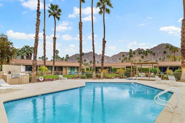 45475 Pueblo Road, Indian Wells CA: https://media.crmls.org/mediaz/5e78abff-9f02-42bb-a2d2-78751e1fc709.jpg