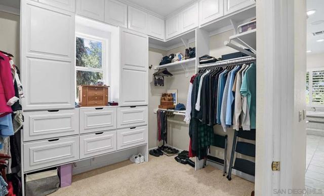 21100 Paseo Montana, Murrieta CA: https://media.crmls.org/mediaz/5e796870-637f-48db-a712-16d819b9f8b7.jpg