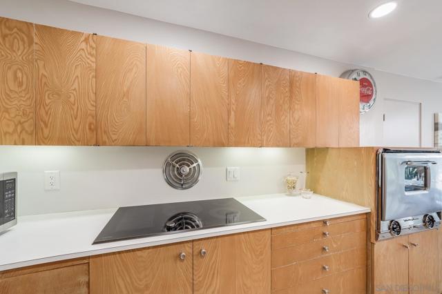 3200 6th Avenue, San Diego CA: https://media.crmls.org/mediaz/5e7aa2c2-3227-4dfd-8a61-caa2d554af0e.jpg