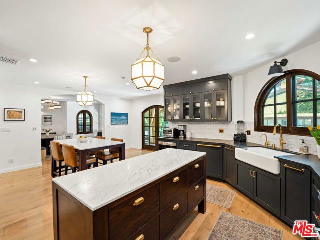 4057 Farmdale Avenue, Studio City CA: https://media.crmls.org/mediaz/5e7b5b9d-a23f-4fb9-b77d-762d929ae0f4.jpg