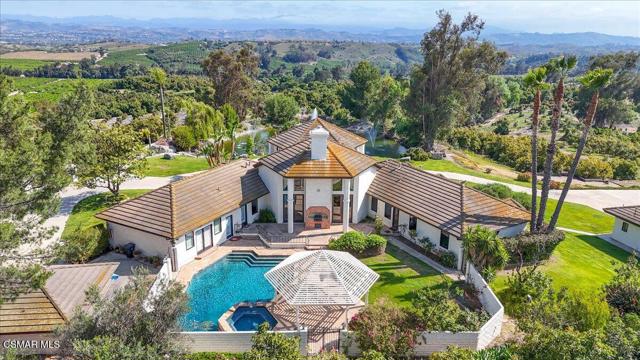 8445 Roseland Avenue, Moorpark CA: https://media.crmls.org/mediaz/5e7b85c1-6f7d-4107-b01a-c1248150a35d.jpg