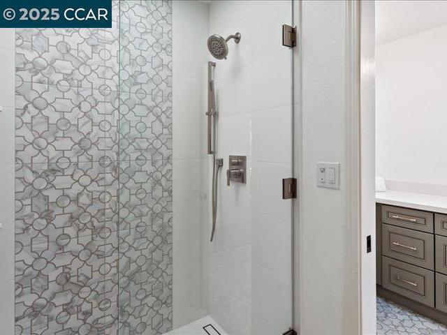 2175 Cactus Ct, Walnut Creek CA: https://media.crmls.org/mediaz/5e7bb66f-a57e-4b46-b075-458c9825c7bd.jpg