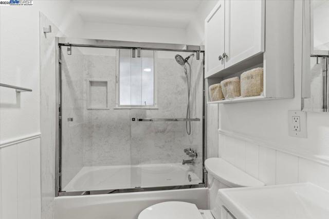 462 Craven Court, Hayward CA: https://media.crmls.org/mediaz/5e7c2a04-b4d1-4843-8f6b-5d3d8fd43194.jpg