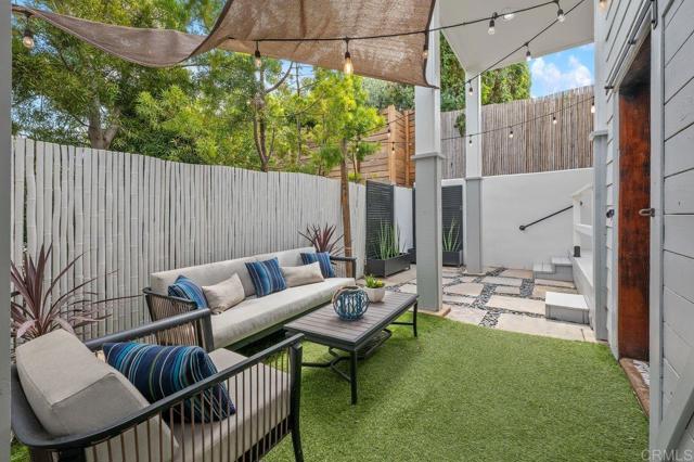 159 W Diana, Encinitas CA: https://media.crmls.org/mediaz/5e7c32bc-fba0-4f99-8d3d-b6d631a9ae02.jpg