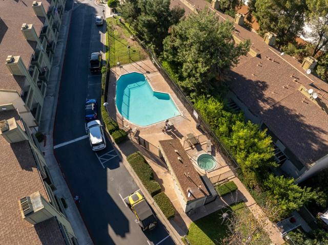 Detail Gallery Image 9 of 59 For 3992 60th St #113,  San Diego,  CA 92115 - 3 Beds | 2/1 Baths