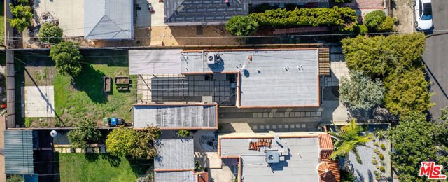 3000 Finch Street, Los Angeles CA: https://media.crmls.org/mediaz/5e7d655f-8d4e-4a36-a43b-14158ba72345.jpg