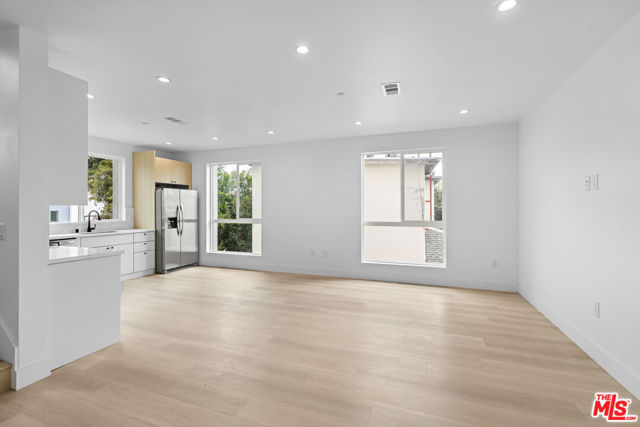 10742 Hortense Street, North Hollywood CA: https://media.crmls.org/mediaz/5e7ef89d-dc83-46e5-ae1d-ea6284736f98.jpg