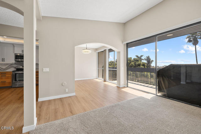 350 Paseo De Playa, Ventura CA: https://media.crmls.org/mediaz/5e7f3467-e056-42b3-8371-ebc58efd601b.jpg