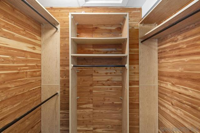 3338 Caminito Vasto, La Jolla CA: https://media.crmls.org/mediaz/5e801561-a2be-4298-b71a-79c7b2df3c8b.jpg