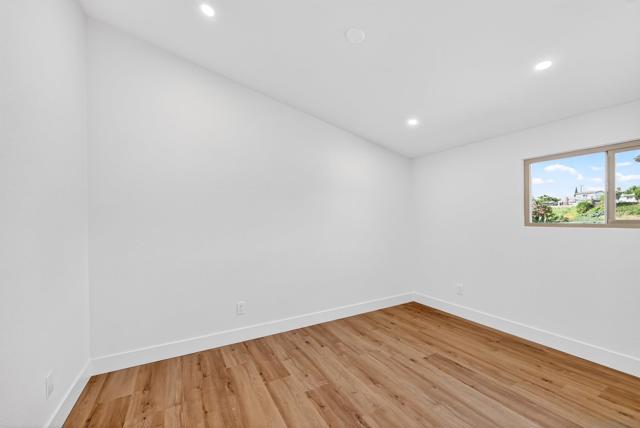 Image 27 of 35 For 2546 Marathon Dr