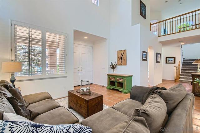 Image 4 of 34 For 1382 Sparrow Rd