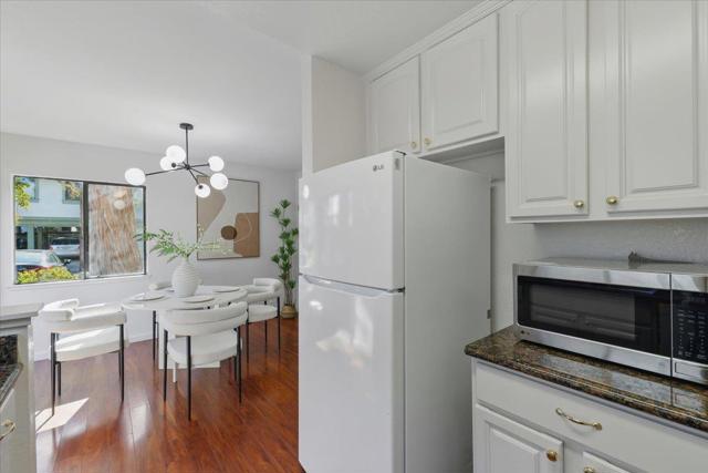 34791 Dorado, Fremont CA: https://media.crmls.org/mediaz/5e831d01-eb9f-4bff-a9f4-0c9b1d88f82c.jpg