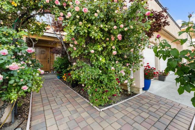 6543 Skyfarm Drive, San Jose CA: https://media.crmls.org/mediaz/5e8416f6-81a3-4cab-a6b8-55ad76158fda.jpg