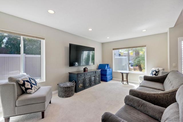 17937 Myrica Ln, San Diego CA: https://media.crmls.org/mediaz/5e844080-e598-4fb9-b878-4e622c0684fc.jpg
