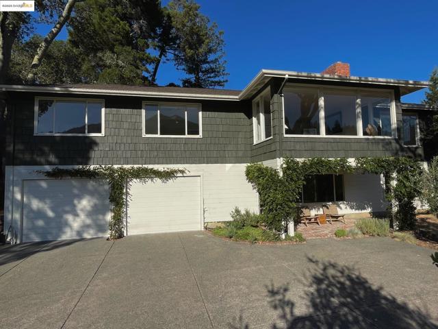 Image 3 of 6 For 10 Ridgewood Rd