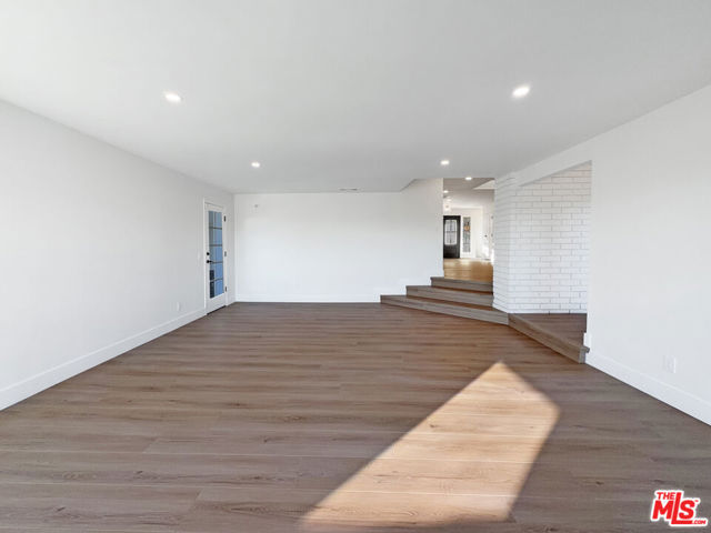 23910 Jensen Drive, West Hills CA: https://media.crmls.org/mediaz/5e84a667-dbd2-4090-8b97-1b471e58be8a.jpg