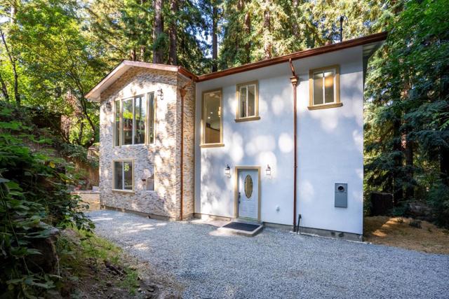 255 Brookside Drive, Boulder Creek CA: https://media.crmls.org/mediaz/5e856ca1-3aa3-4304-b694-21124d7c7778.jpg