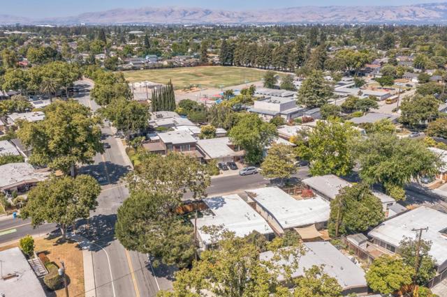 3050 Mauricia Avenue, Santa Clara CA: https://media.crmls.org/mediaz/5e865d29-f56d-48ee-93fb-ba45118a85bf.jpg