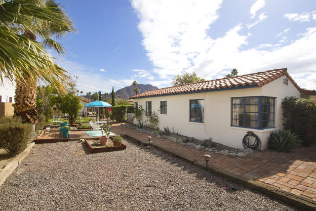 52404 Avenida Rubio, La Quinta CA: https://media.crmls.org/mediaz/5e868954-4e27-4b11-87c9-e13645a7bca8.jpg