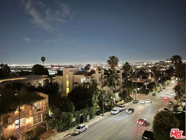 999 North Doheny Drive, 408 photo 12