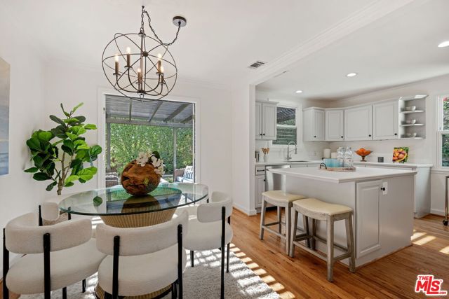 2965 Calle Noguera, Santa Barbara CA: https://media.crmls.org/mediaz/5e87aef1-4654-41c9-bd9e-bcb1dd7be0de.jpg