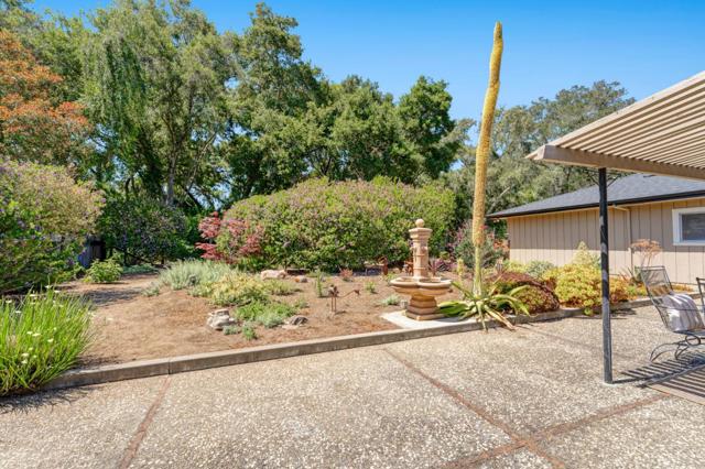 2071 Huntington Drive, Aptos CA: https://media.crmls.org/mediaz/5e87d5d7-886c-439a-baa5-6d9d449729a6.jpg