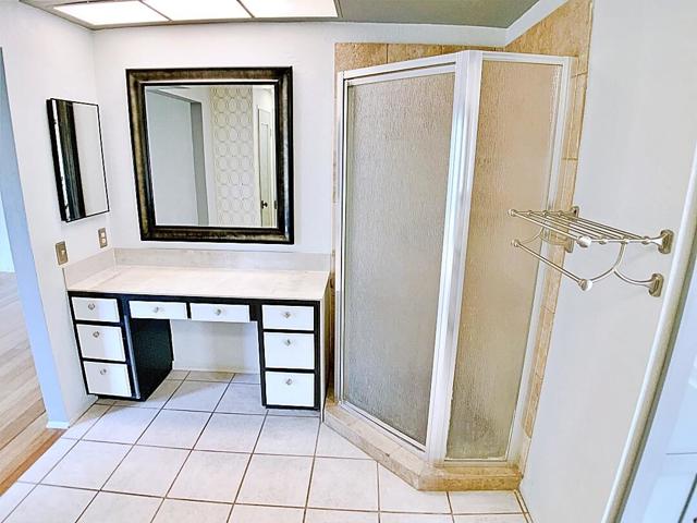 49035 Serenata Court, La Quinta CA: https://media.crmls.org/mediaz/5e88a94a-8551-4057-98d1-221aaf8c81aa.jpg