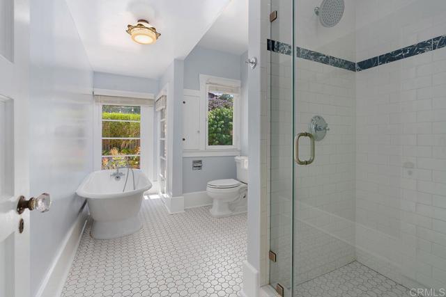 Detail Gallery Image 49 of 67 For 1654 Camino Del Mar Upper,  Del Mar,  CA 92014 - 3 Beds | 3 Baths