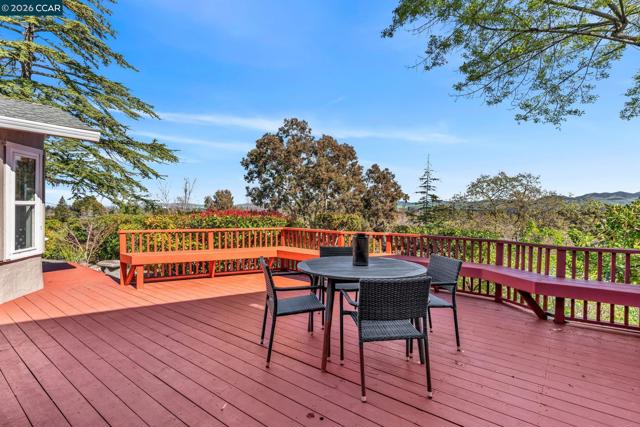 Image 36 of 49 For 2081 Essenay Ave