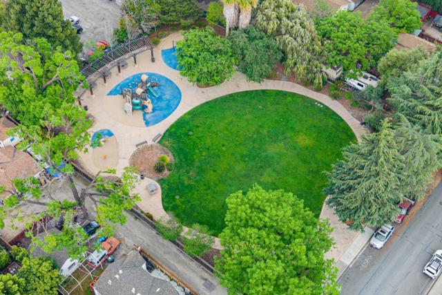 38 Devonshire Avenue, Mountain View CA: https://media.crmls.org/mediaz/5e89e296-6338-477c-a38e-7a046a2bcee7.jpg