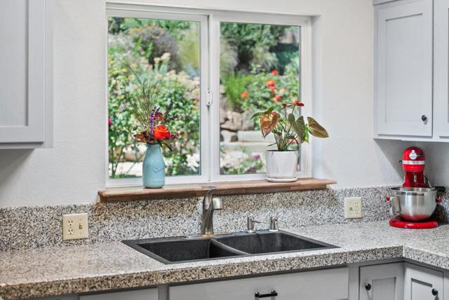 6443 E Zayante Road, Felton CA: https://media.crmls.org/mediaz/5e8a42b6-3c04-4bec-80ce-92e2d8f3dcf9.jpg