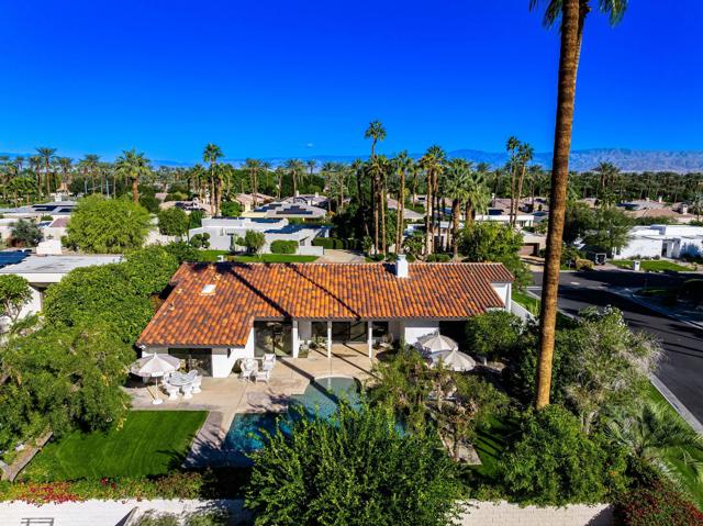 76101 Zuni Road, Indian Wells CA: https://media.crmls.org/mediaz/5e8b677b-3c27-4a2e-aa9d-ac28b4edd7a1.jpg