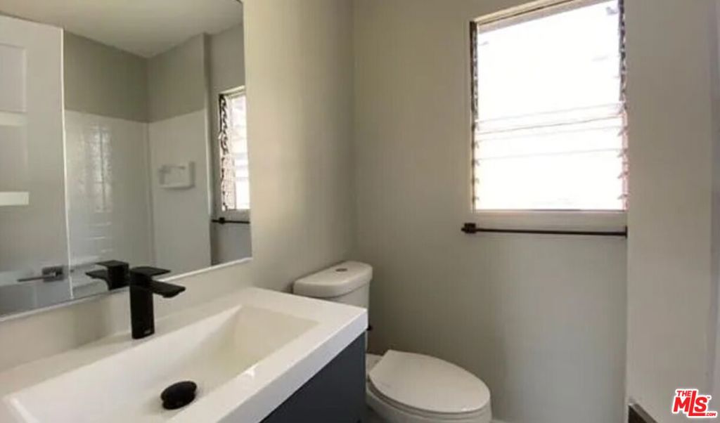 MLS #25534635 img 12