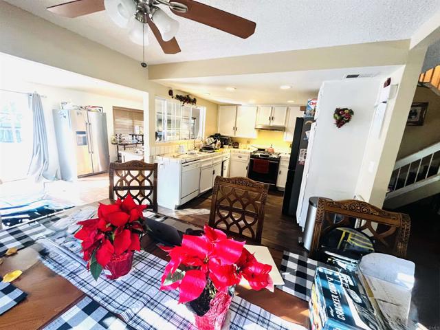 Detail Gallery Image 6 of 19 For 1898 Isla Del Campanero, San Ysidro,  CA 92173 - 4 Beds | 2 Baths