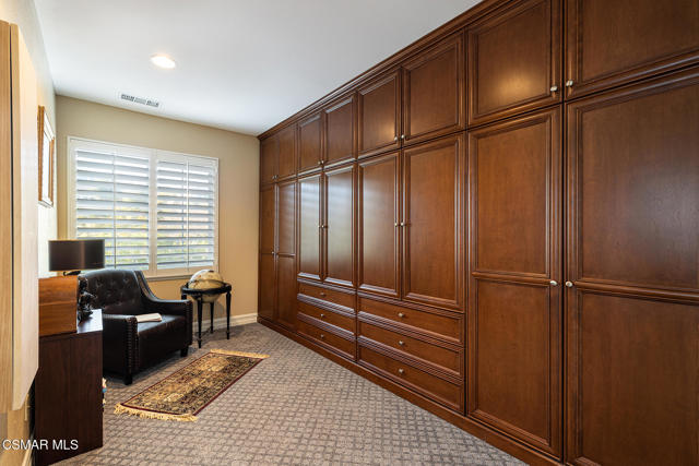 5019 Corral Street, Simi Valley CA: https://media.crmls.org/mediaz/5e8f302b-dfcc-4cd4-8ad8-bc9dae4c4f7a.jpg