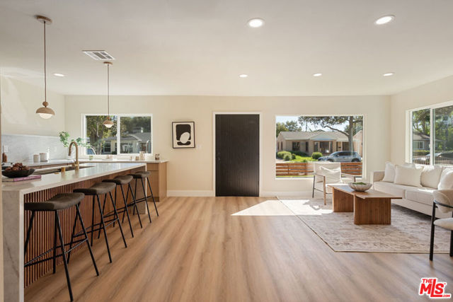 17643 Haynes Street photo 5