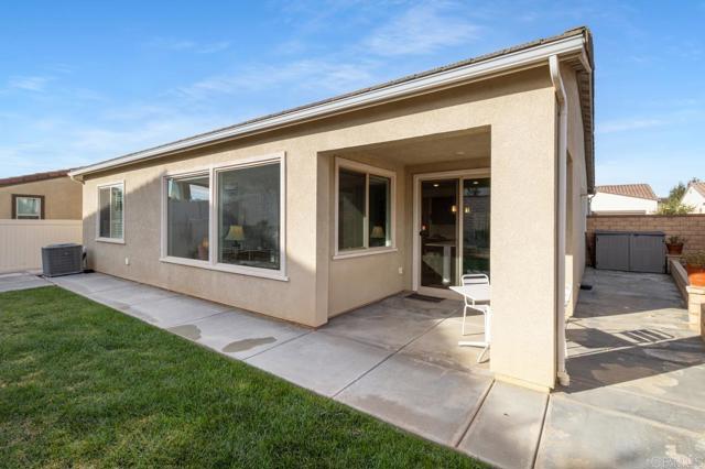 1516 Winding Sun Drive, Beaumont CA: https://media.crmls.org/mediaz/5e907044-a152-4b71-b627-cfbab7f360c8.jpg