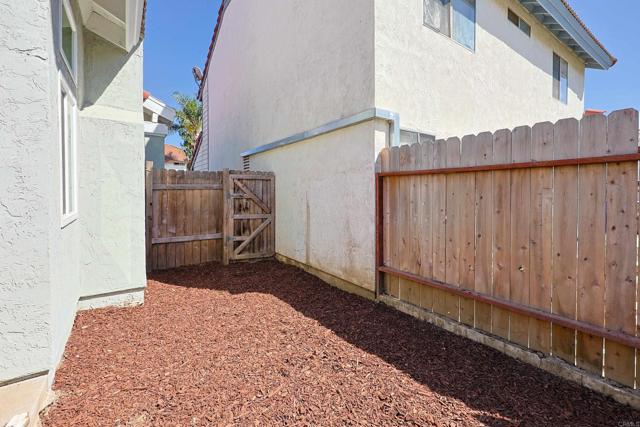 Detail Gallery Image 33 of 41 For 249 Blackbird Way, Oceanside,  CA 92057 - 3 Beds | 3 Baths
