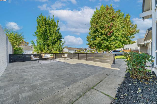 3790 Ruskin Pl, Fremont CA: https://media.crmls.org/mediaz/5e91f1a5-aa29-4d5f-853f-5906efefab51.jpg