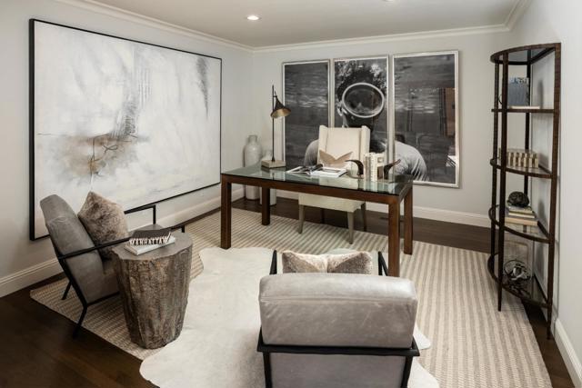 2 Hallmark Circle, Menlo Park CA: https://media.crmls.org/mediaz/5e92593b-4e00-45cf-a94d-3cce10ba8946.jpg