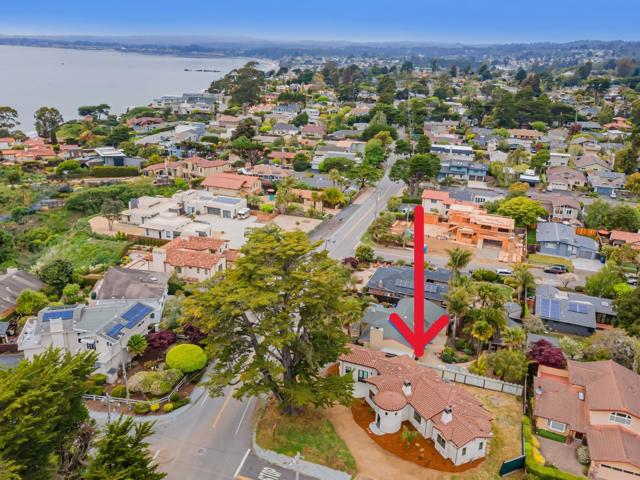 505 Cliff Drive, Aptos CA: https://media.crmls.org/mediaz/5e9296c2-0c41-440a-9048-b2b716e5e188.jpg