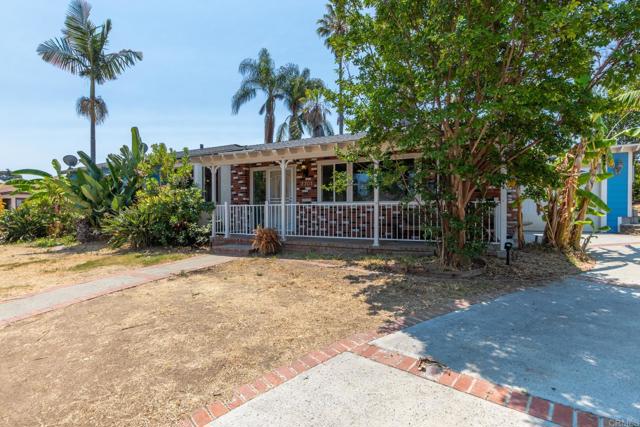 7701 Marie Avenue, La Mesa CA: https://media.crmls.org/mediaz/5e94ee62-c470-4499-82f0-1ee4638128f4.jpg