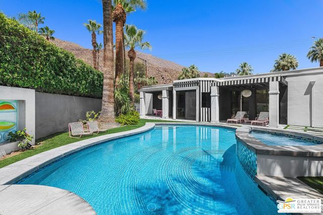 153 W El Camino Way, Palm Springs, CA 92264
