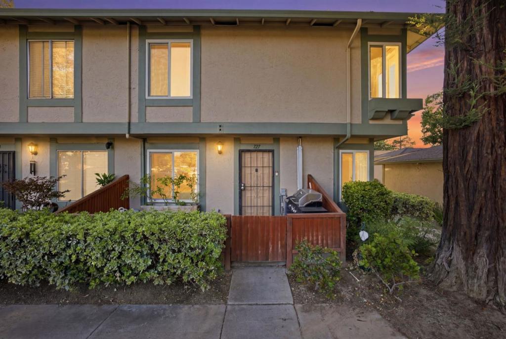 727 Balfour Drive
